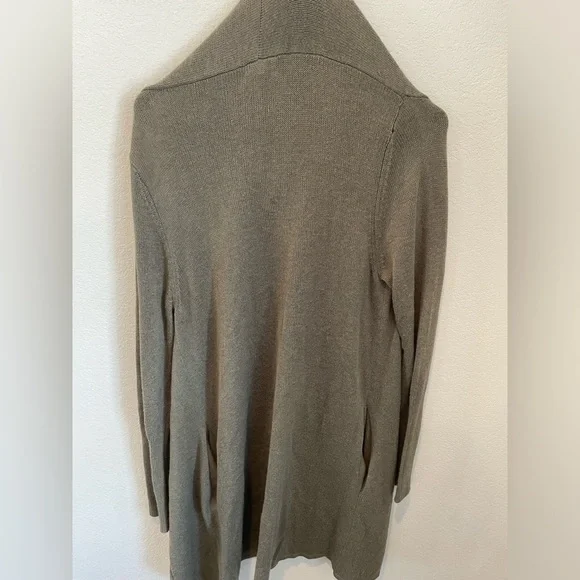 Leith Olive Green Extra Long Shawl-Collar Women’s Cardigan Size Small - Picture 7 of 7